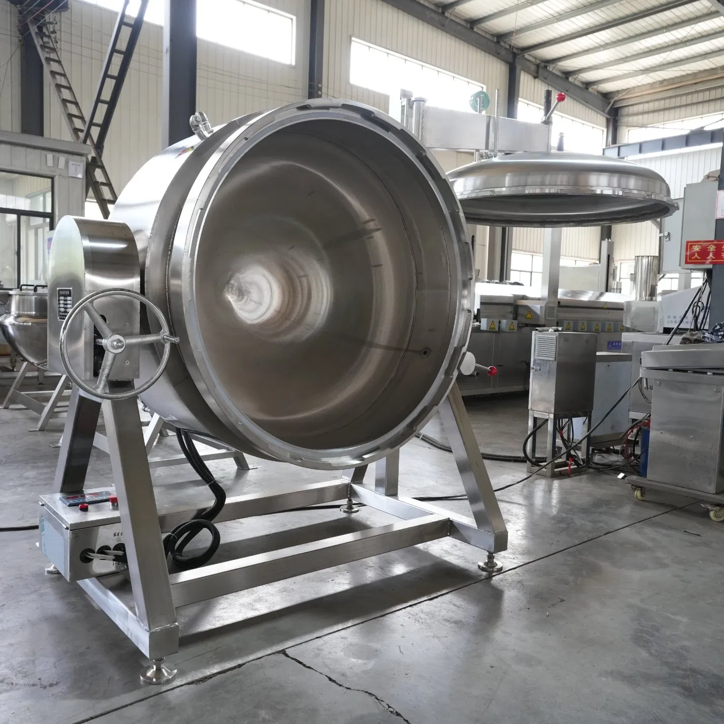 High-Pressure Jacketed Kettle with Scraper Agitator