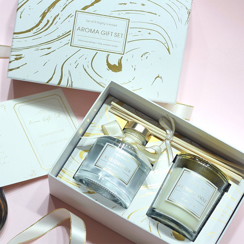 Amazon Hot Selling Platinum Simple Luxury Aromatic Reed Aromatherapy Diffuser Organic Soy Wax Candle Gift Set