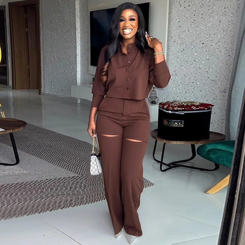 Комплект женский весенний топ и брюки