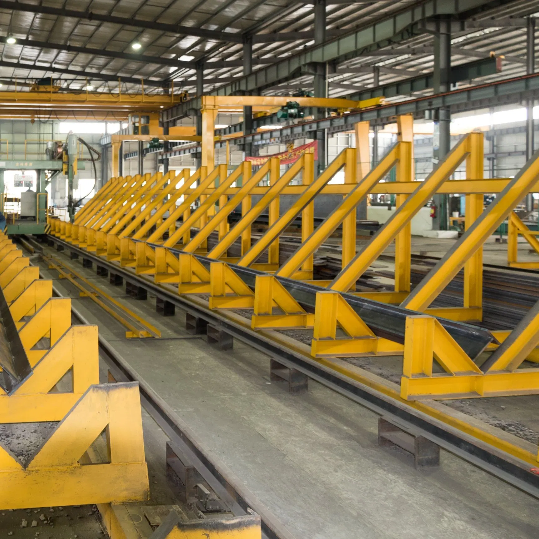 Paiting or Galvanizing Bottom Wall Beam Steel Structure Expandable Prefab House with Good Price