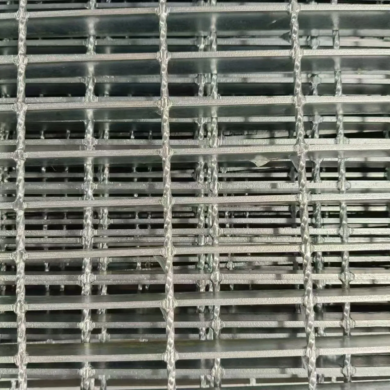 Steel Grating Aluminum Alloy and Hot Dipped Galvanized Finish Galvanized Sheet Material