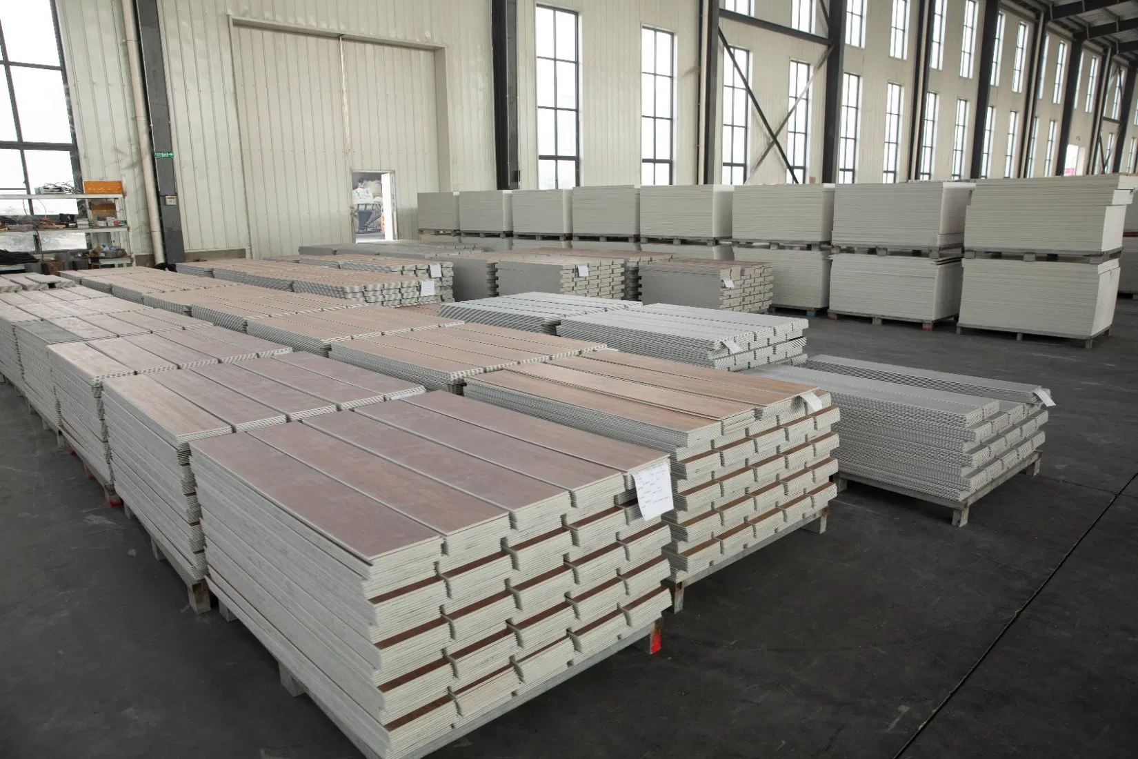 Износостойкий SPC ламинат Woodstar 1220x183 мм