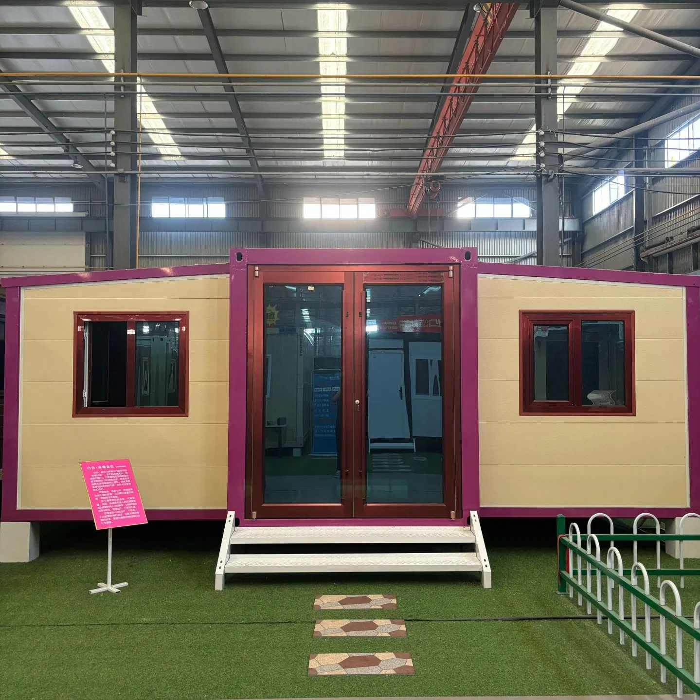 Space-Saving Expandable Container-Based Modular House: Modern Prefab House Designs Featuring Folding Mechanisms for Flexible Living Spaces