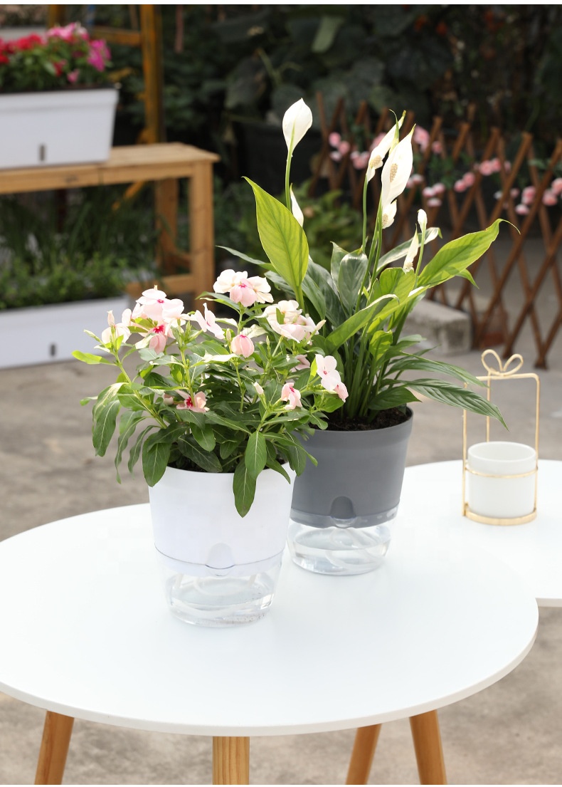 Горшки садовые пластиковые с автополивом