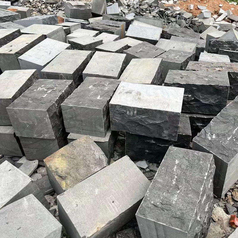 All Sides Split Black Basalt Standard Kerbstone