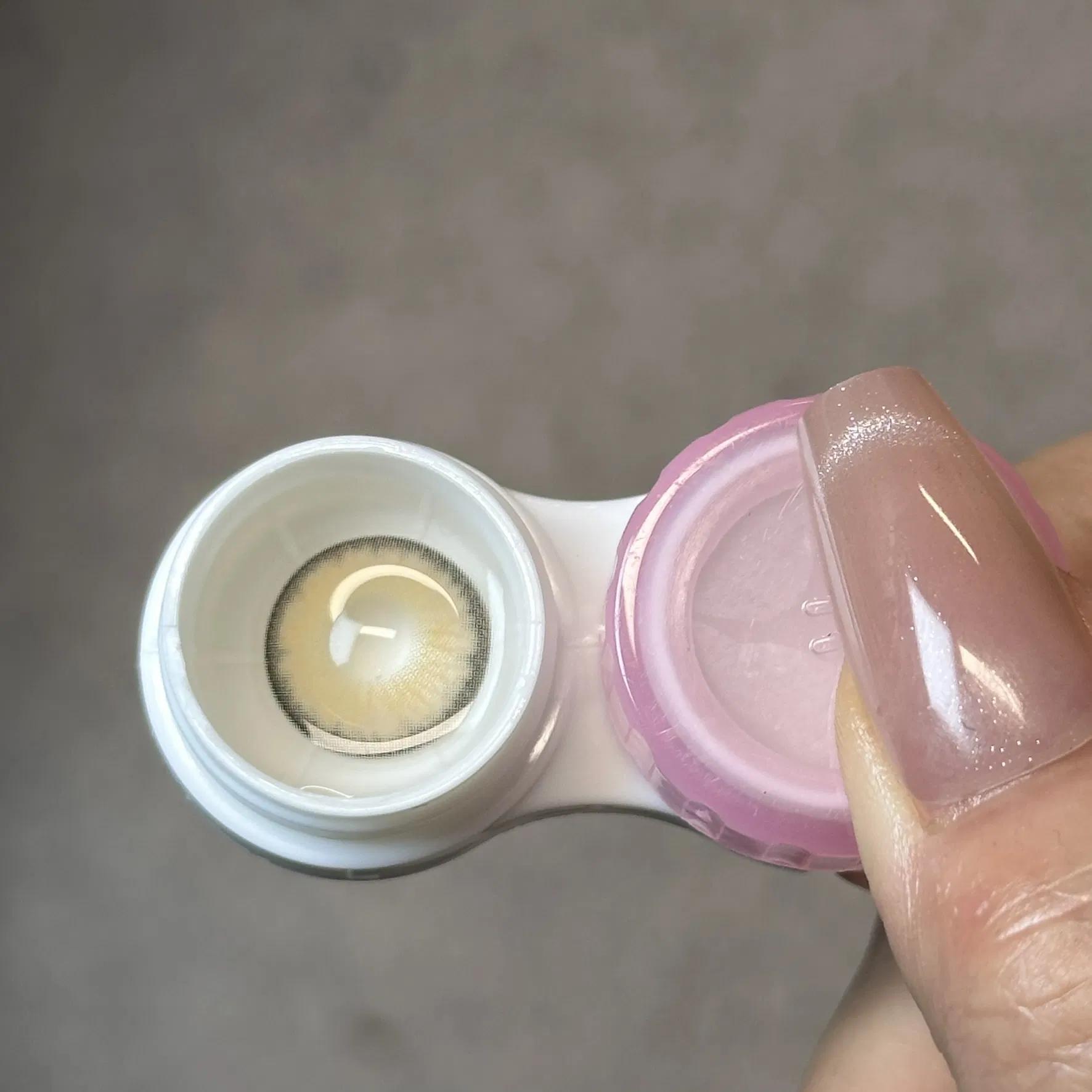 Color Contact Lenses in Stock Wholesaler Price Can OEM