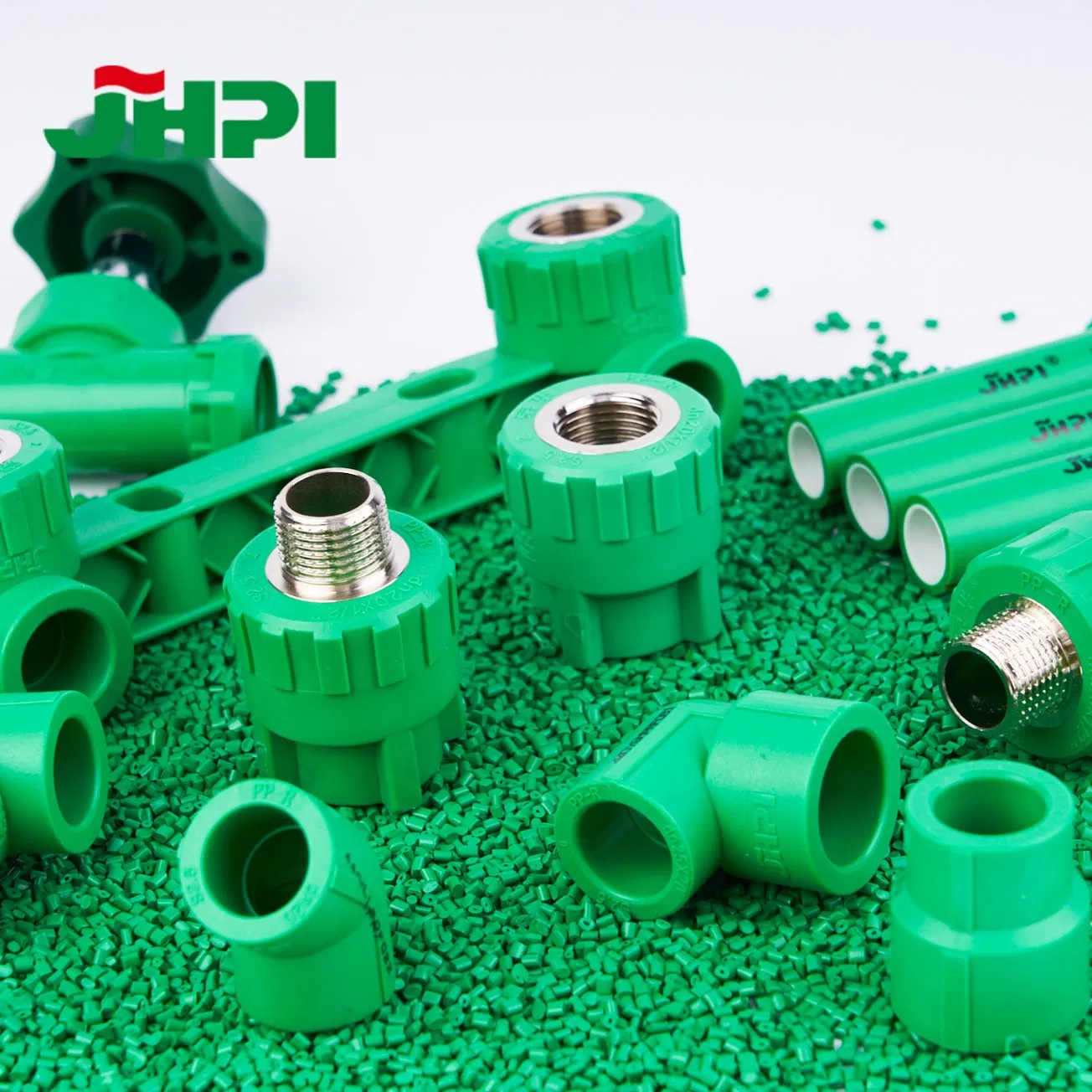 Green Pn20/Pn16/Pn25 Tee Elbow Cold and Hot Water Plastic PPR Pipe Fittings