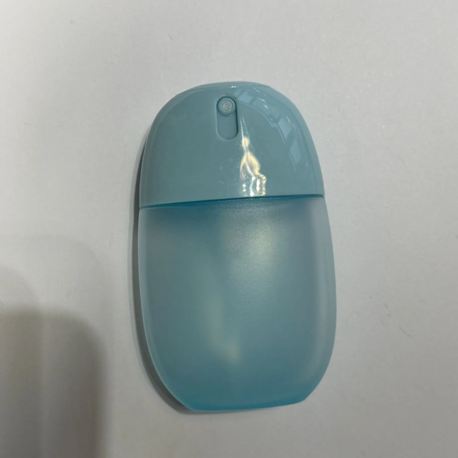 Wholesale Pocket Perfume Bottle Card Hand Sanitizer Spray Bottle 15ml