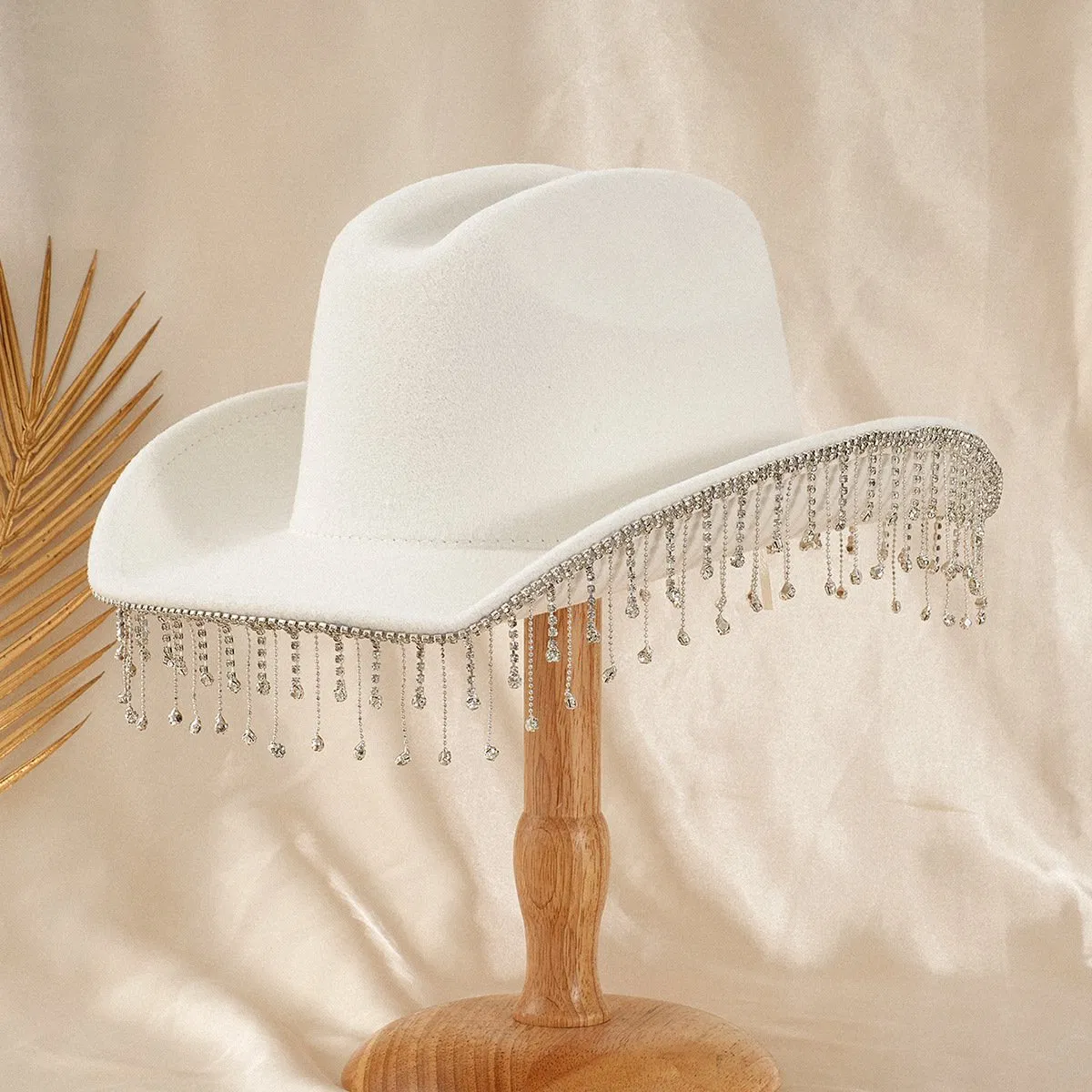 Ковбойская шляпа с бахромой и стразами для женщин