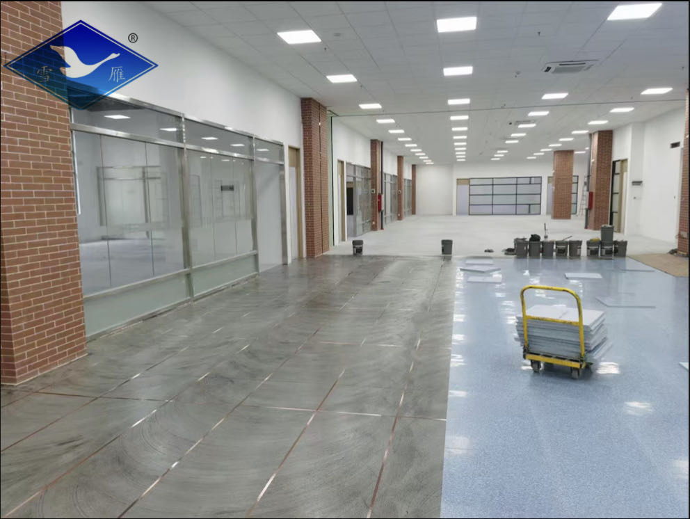 Stock Price Homogeneous ESD PVC Vinyl Flooring Size 600mmx600mmx2.0mm EV Charger Workshop Usage