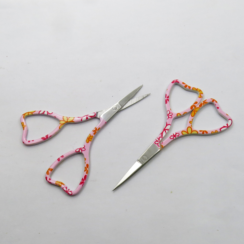 Lovely Fashion Design Durable Makeup Tool Beauty Accessories with OEM Logo Facial Trimming Eyebrow Eyelash Beauty Scissors