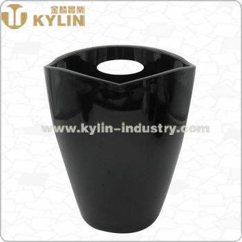 Promotional Heart Shape 3.5L Plastic Ice Bucket Cooler with Customized Logo