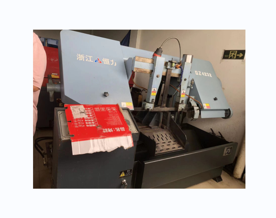 Ленточная пила по металлу автоматическая мини 4232