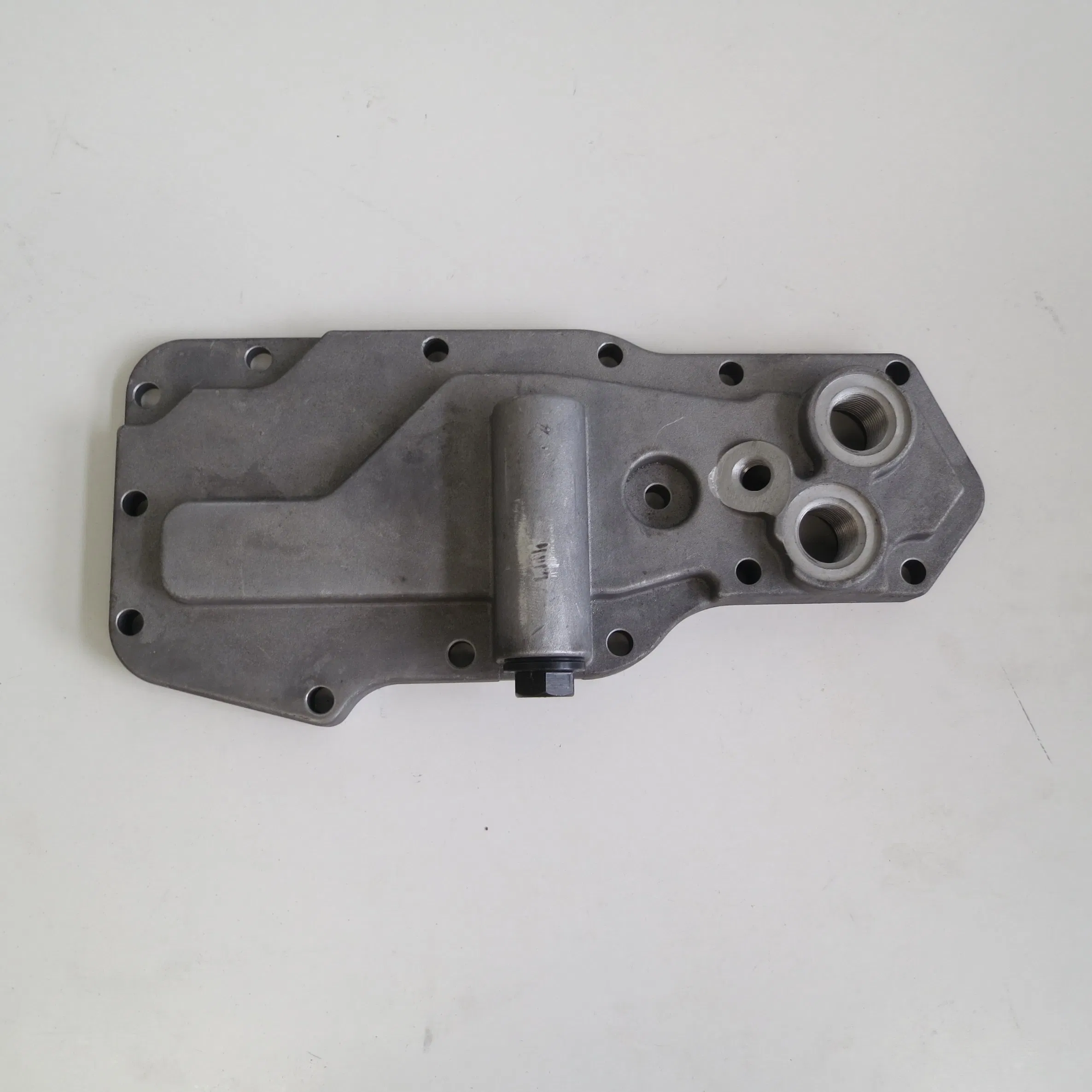 Крышка масляного охладителя Cummins 6BT 3923332