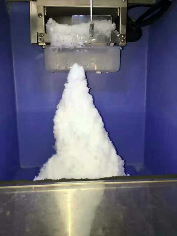 180kg/24h Air Cooling Snowflake Ice Maker Snow Ice Automatic Machine