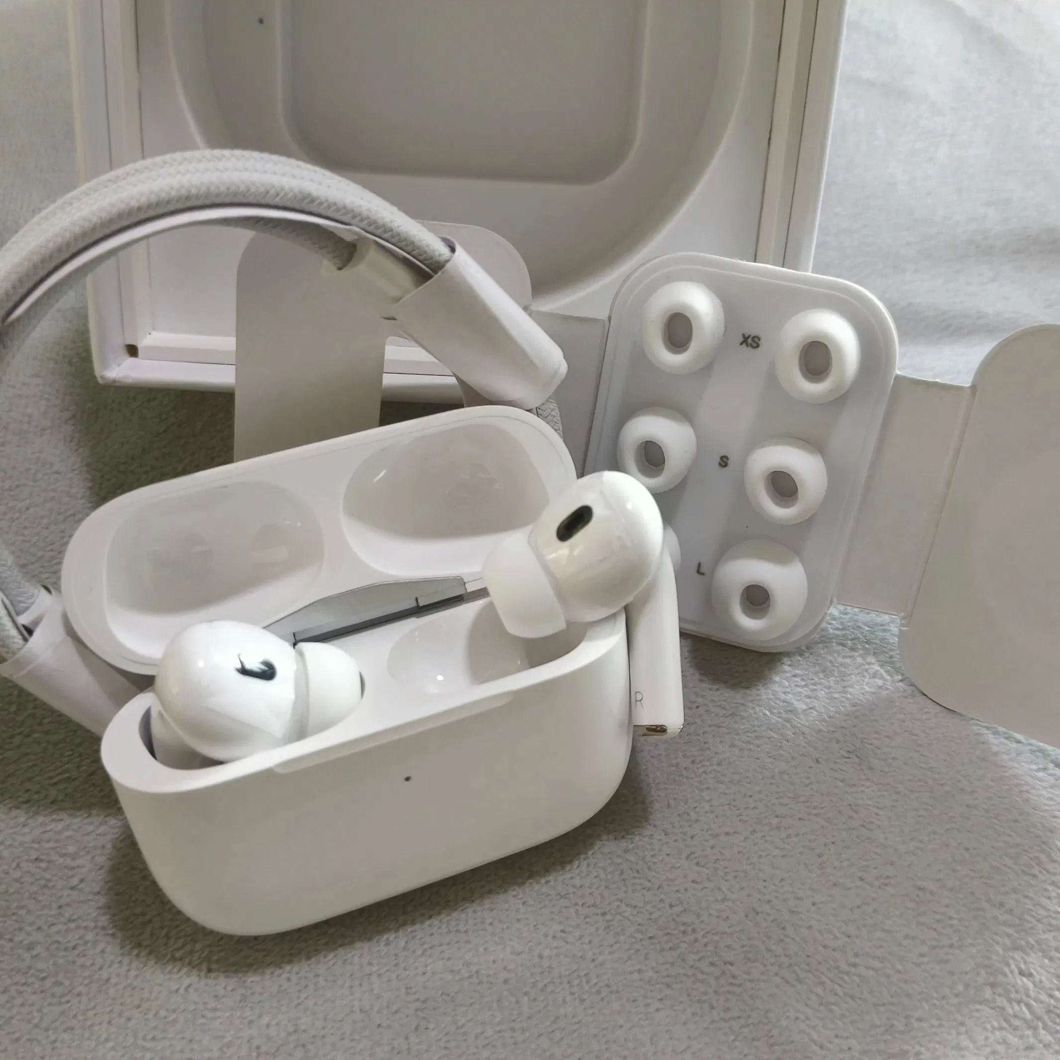 2025 Factory Direct Wholesale PRO 2/3/4 Pods - Us/EU Warehouse Tws Earbuds, Anc, Bluetooth 5.3