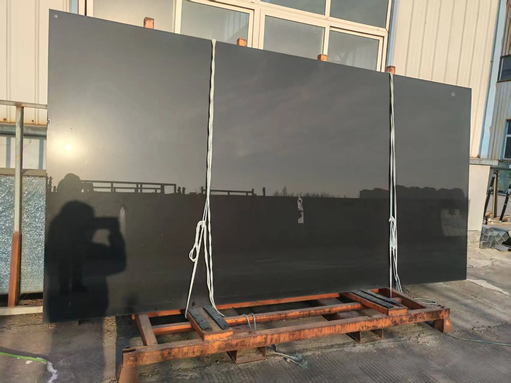 Ultra-Thin Float Glass 1.5mm 1.8mm 2mm for Modern Architectural Glazing and Interior Design