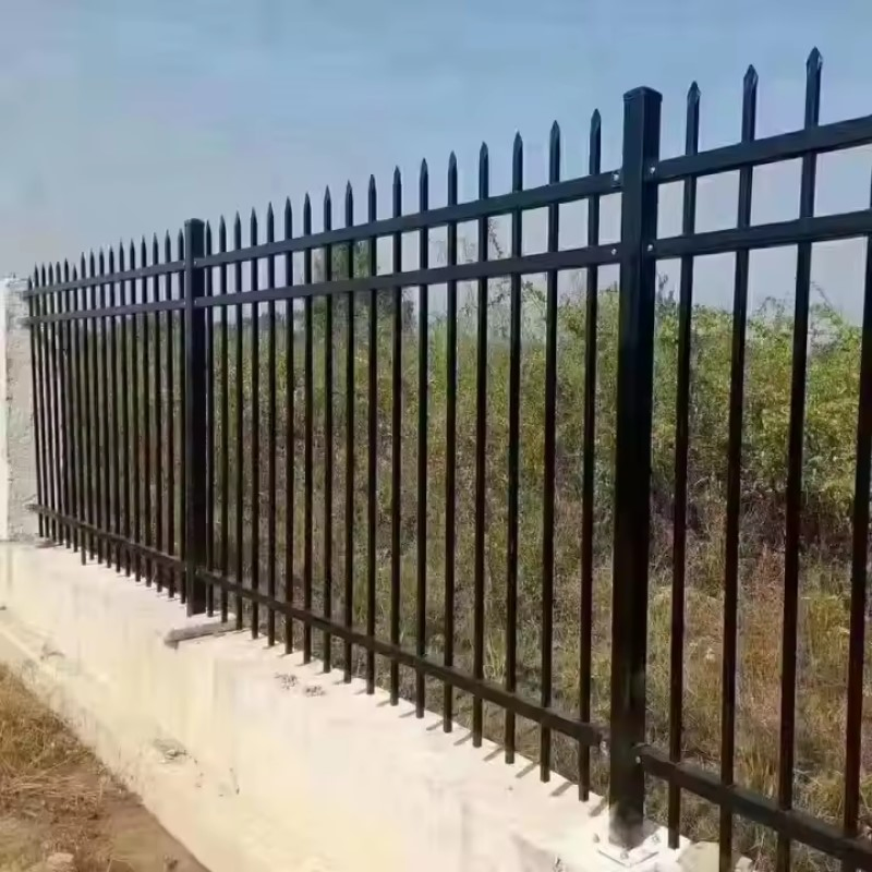 Heavy-Duty Metal Garden Fence with CE Certification for All Weather