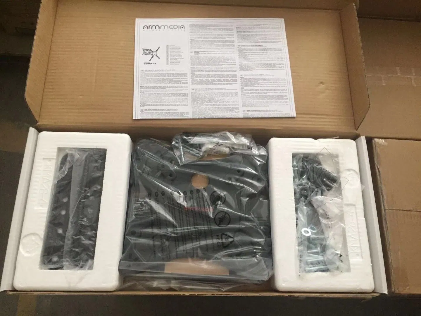 Wm6-221 Swivel Tiltable Flexibel Articulating TV Wamounts for 23"-42"TV