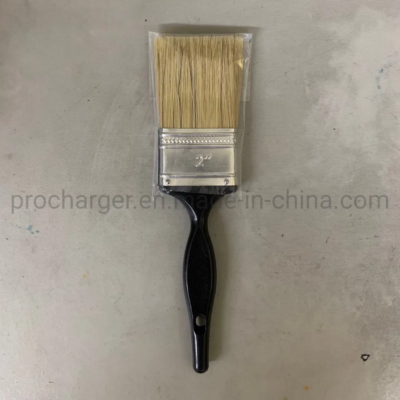 Профессиональная кисть для покраски с пластиковой ручкой