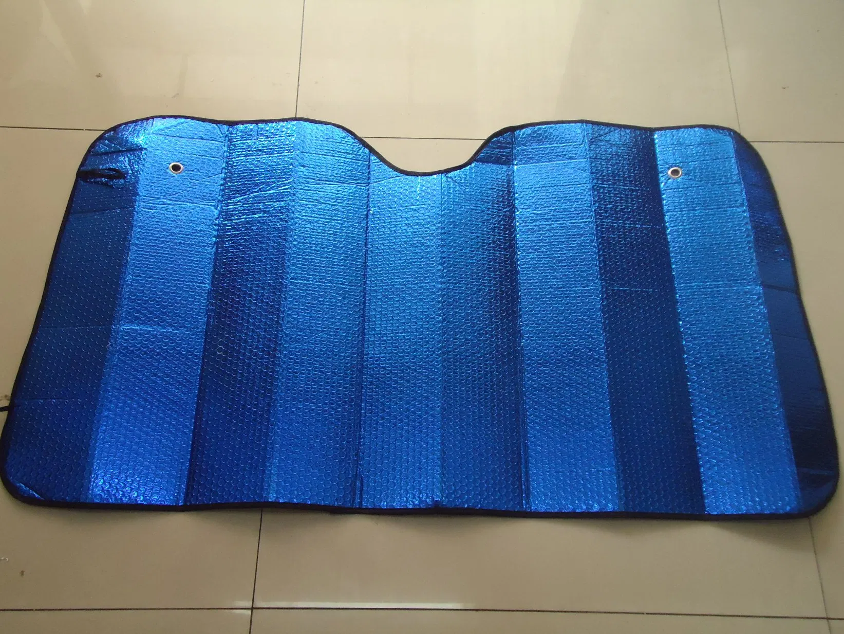 Bespoke Auto Car Front Window Sunshade Aluminum Foil Bubble Insulation Promotional Polyester Vehicle Car Sunshade for Front Window