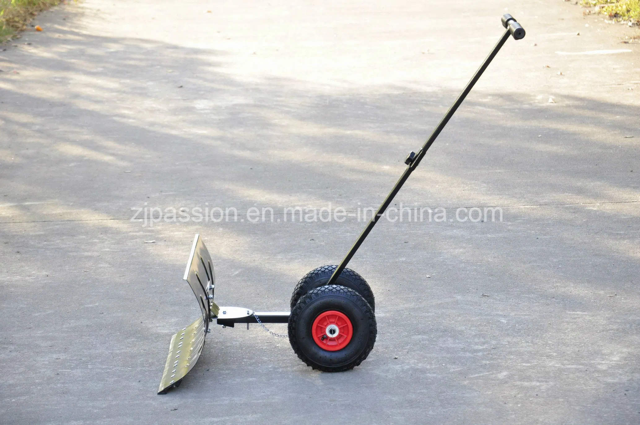 High Performance 74X35cm Wheel Snow Pusher Shovel Snow Plow