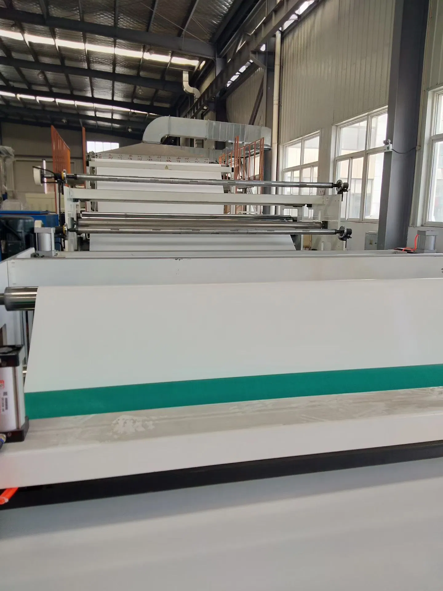 ASTM 60 Mil White Tpo Membrane for Commercial Flat Roof Waterproofing