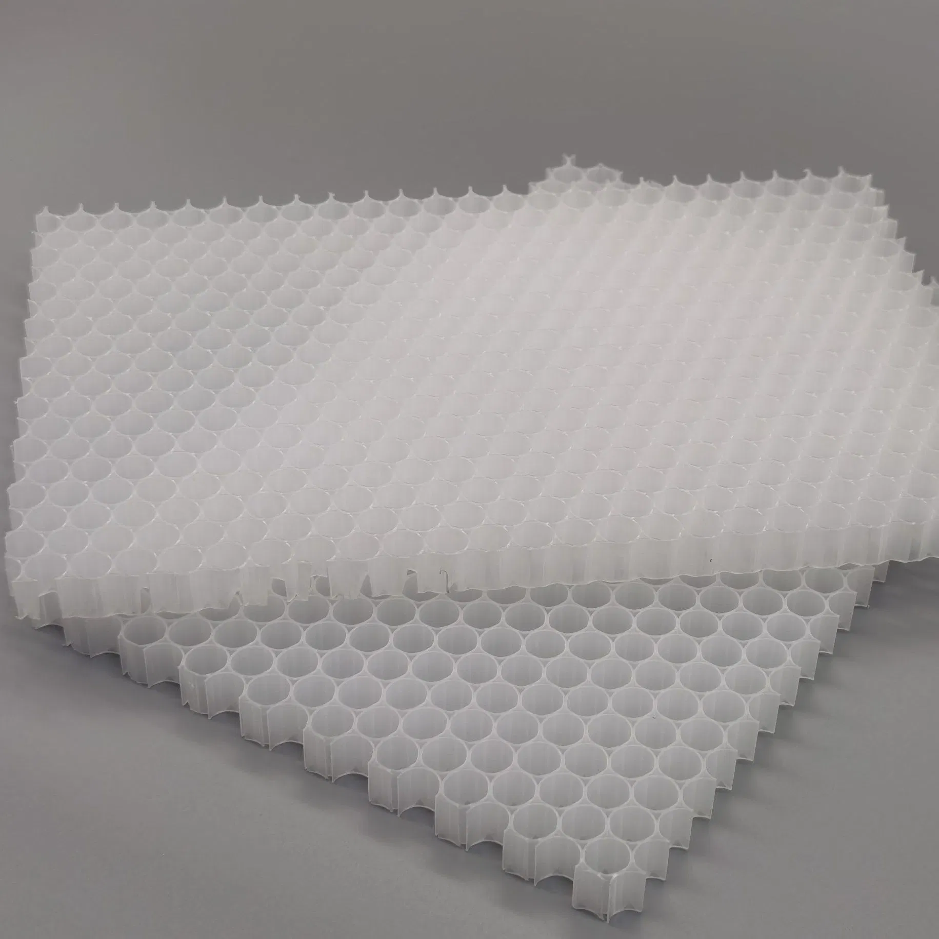 Thermoplastic Polypropylene PP Honeycomb Core, Customizable Pore Size, and Thickness