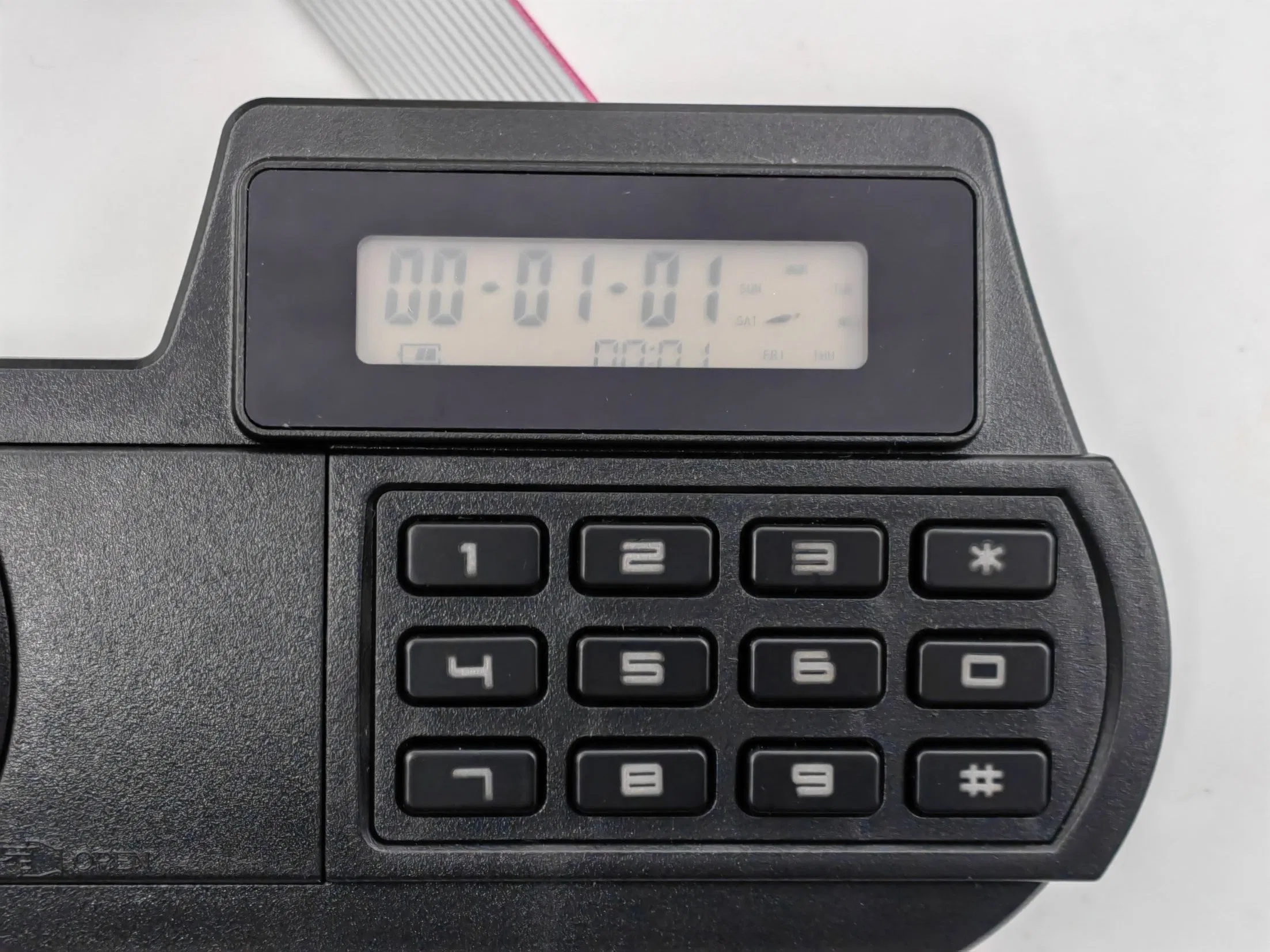 Anti-Theft LCD High Safe Mute Function with Illuminated Buttons Lock
