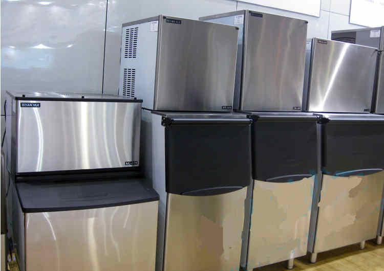 Fully automatic ice cube making machine