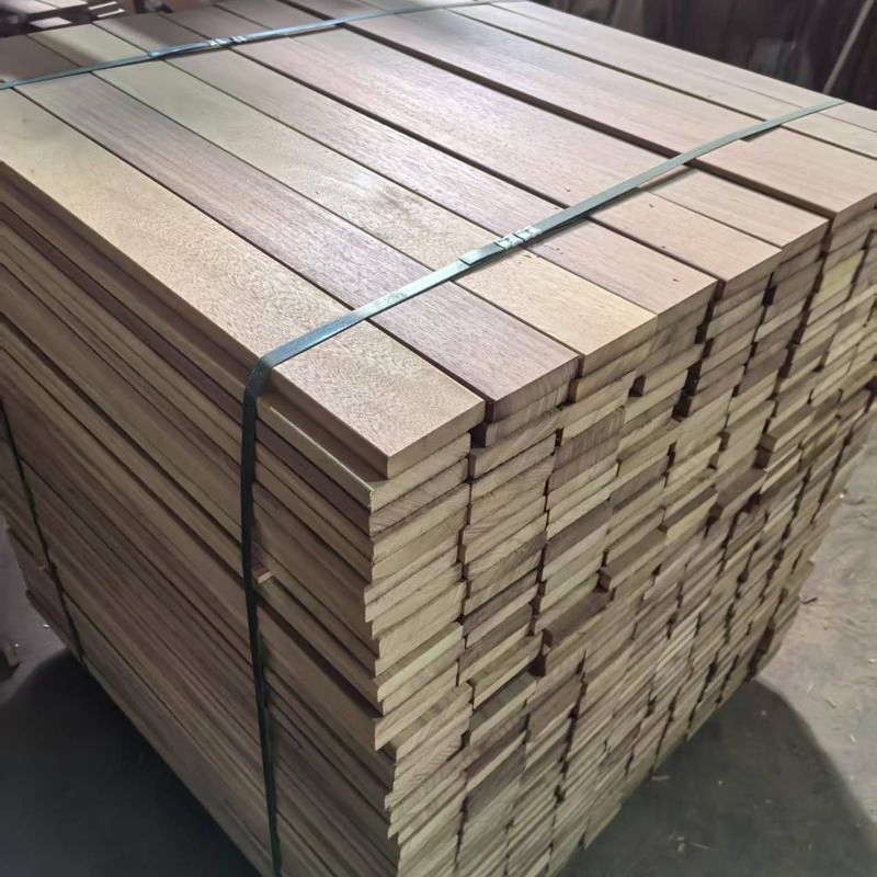 Wholesale Price of High-Quality Iroko Outdoor Decking /Outdoor Boards /External Solid Timber with Tongue &Groove