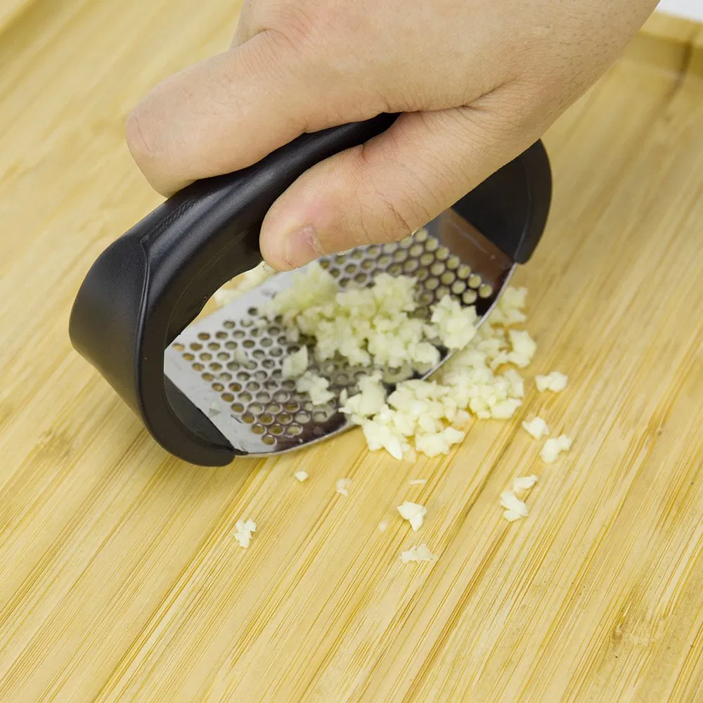 Тёрка для чеснока и овощей с силиконовой трубкой