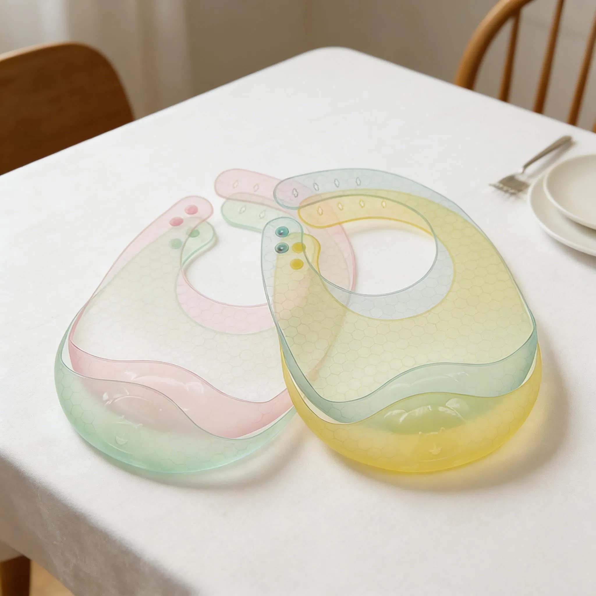 High Quality Custom Lightweight Waterproof Silicone Bib for Baby Products