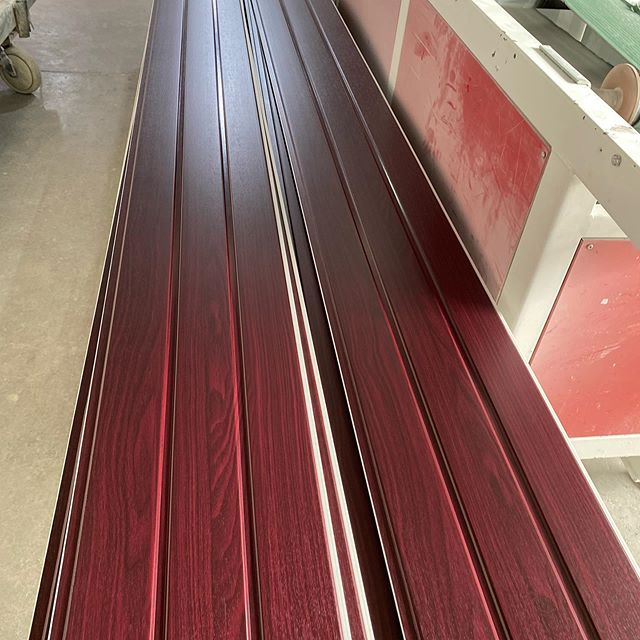 Printing Hot Foil PVC Ceiling Panel Laminate Wooden Color UV Wall Marble Sheet Silver Chrome Wall Panel Pure White Brilliante High Gloss Golden PVC Lambri