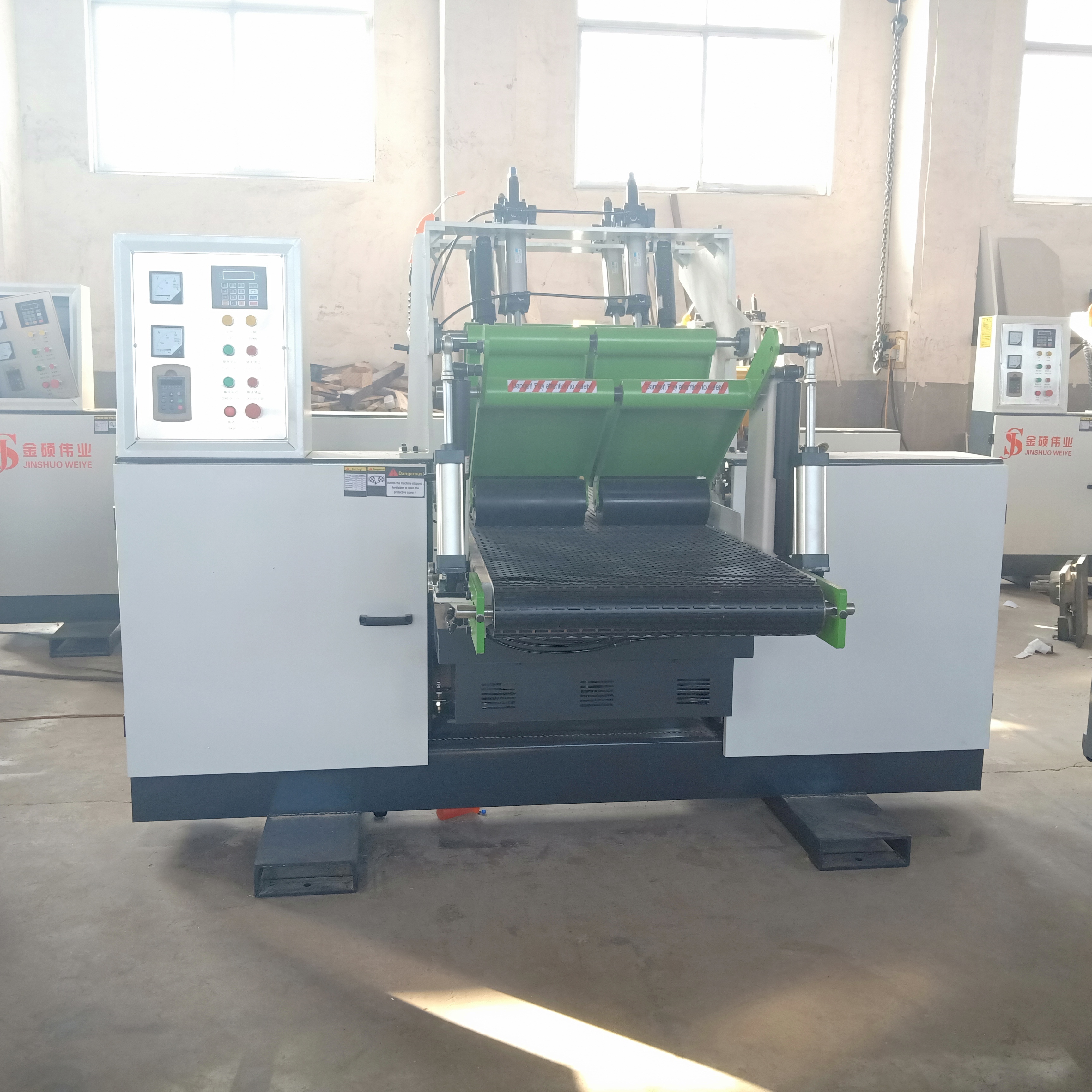 Станок ленточнопильный горизонтальный