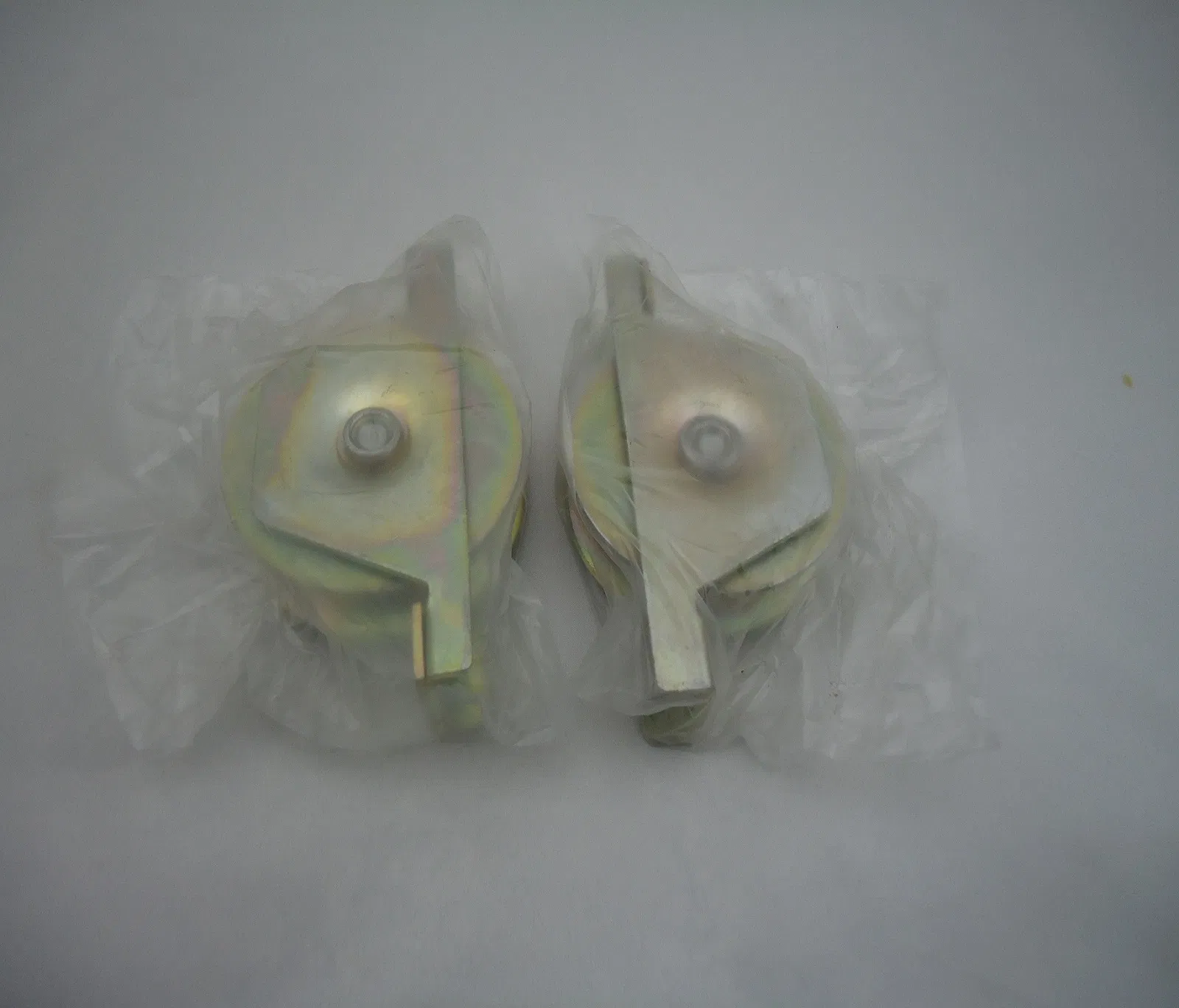 Sliding Gates Wheel Gate Rollers Pulley Trolley and Accessories