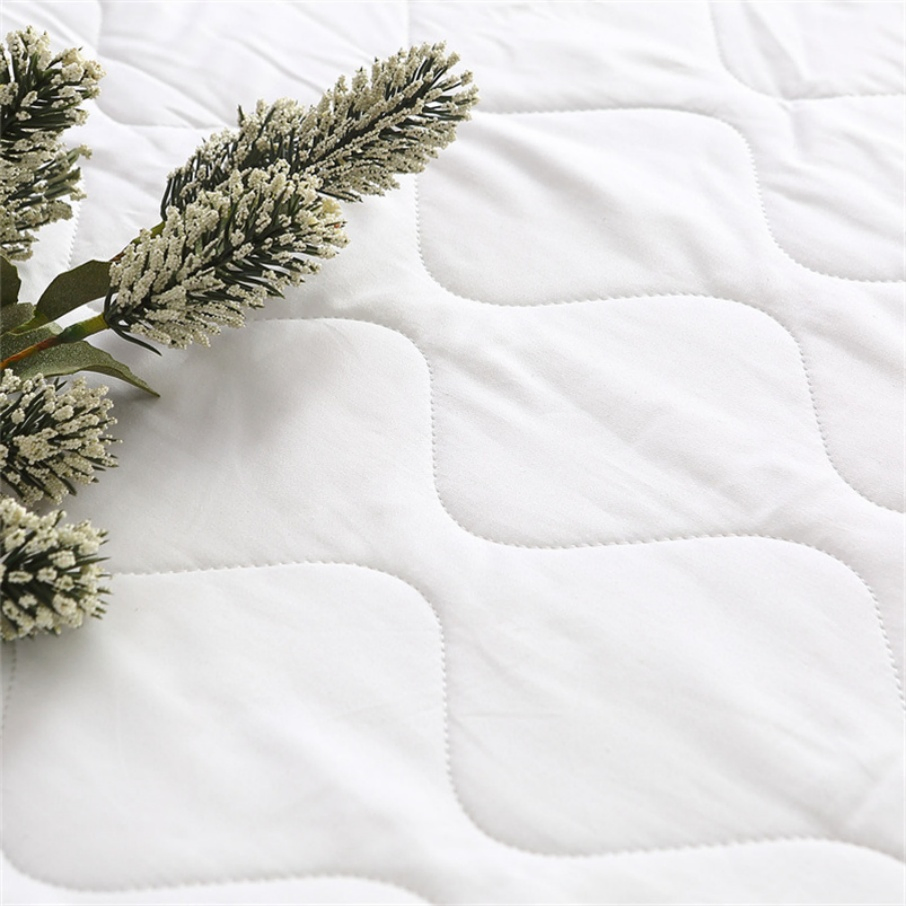 Bedroom Furniture Waterproof Skin-Friendly 100% Cotton Breathable Bed Pad