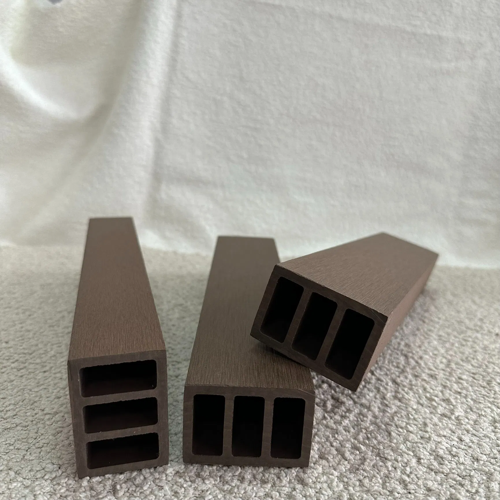 Everyday Grade WPC Louver Blade 60mm Span 42mm Projection Consistent Performance Material