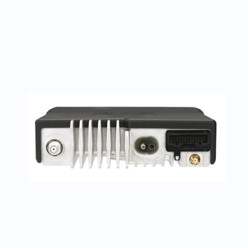Радиостанция Motorola Dgm5000e UHF/VHF, дальность до 30 км
