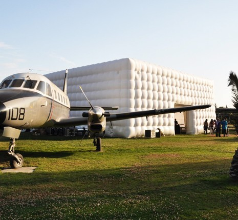 Customized Inflatable Party Tents White Wedding Inflatable LED Tent for Meeting Events