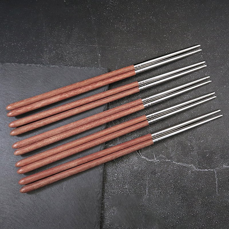 Natural Wooden Chopsticks for Healthy and Stylish Table Settings