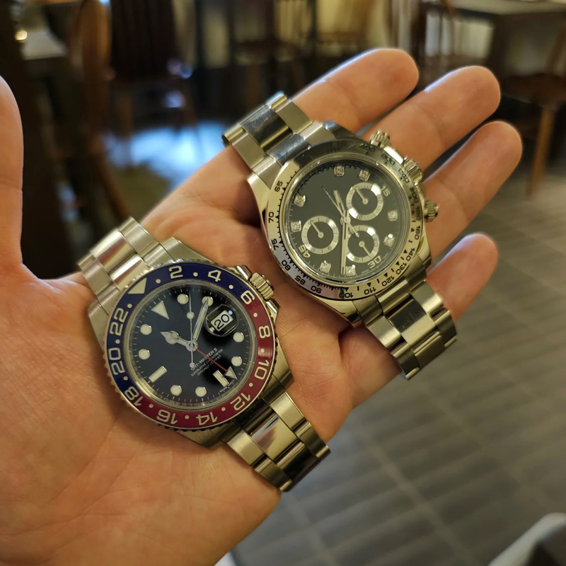 High Quality Men's Stainless Steel Mechanical Watch Classic Luxury Sports Design with Waterproof Features for Swimming