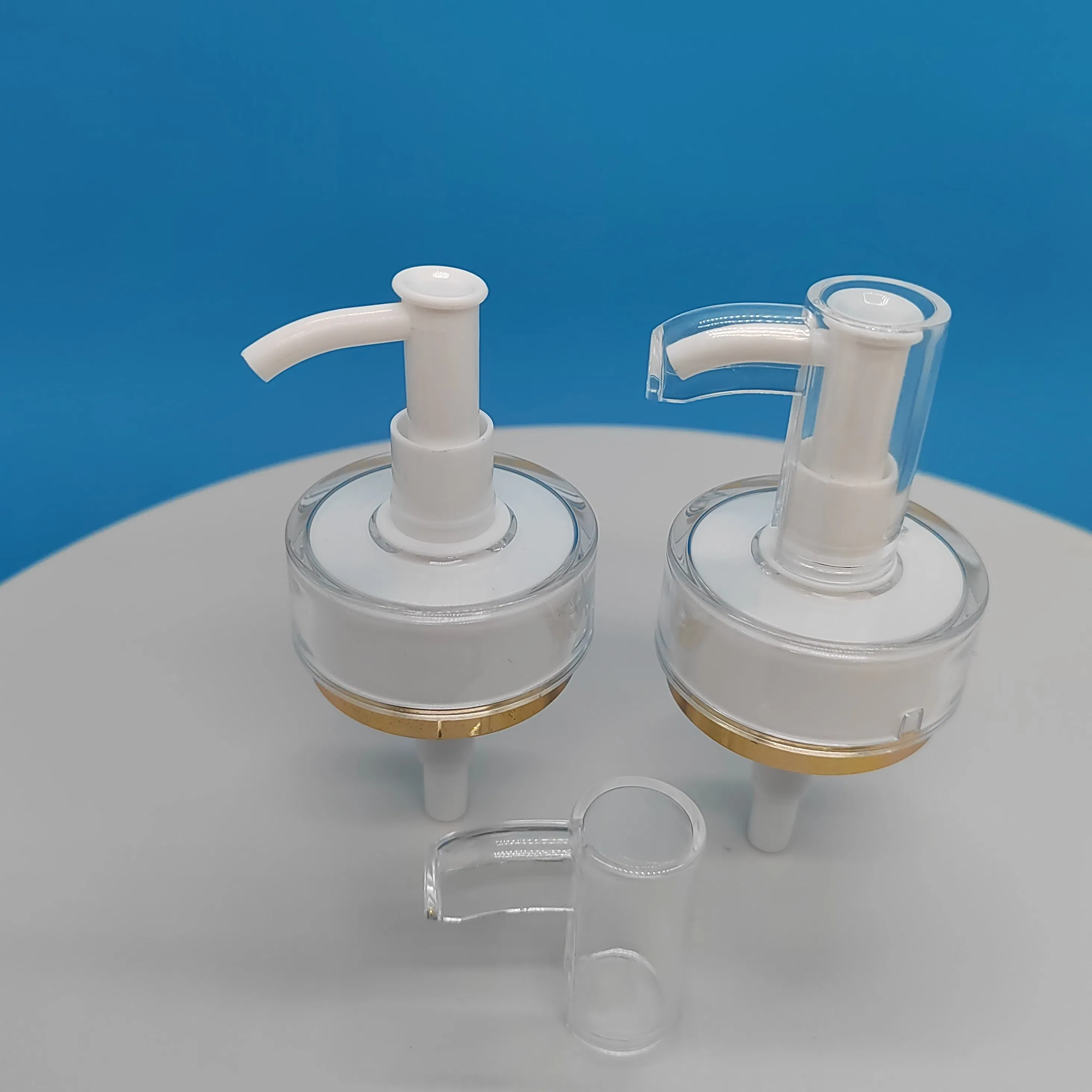 Crystal 24/410 Shampoo Shower Gel. Rose Essential Oil Plastic Lotion Pump