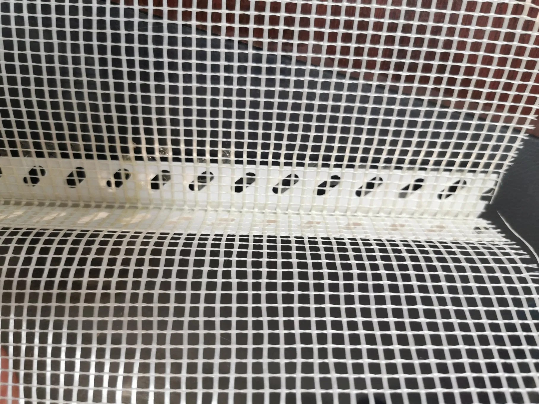 2.5m Length PVC Corner Bead with 10cm Fiberglass Mesh
