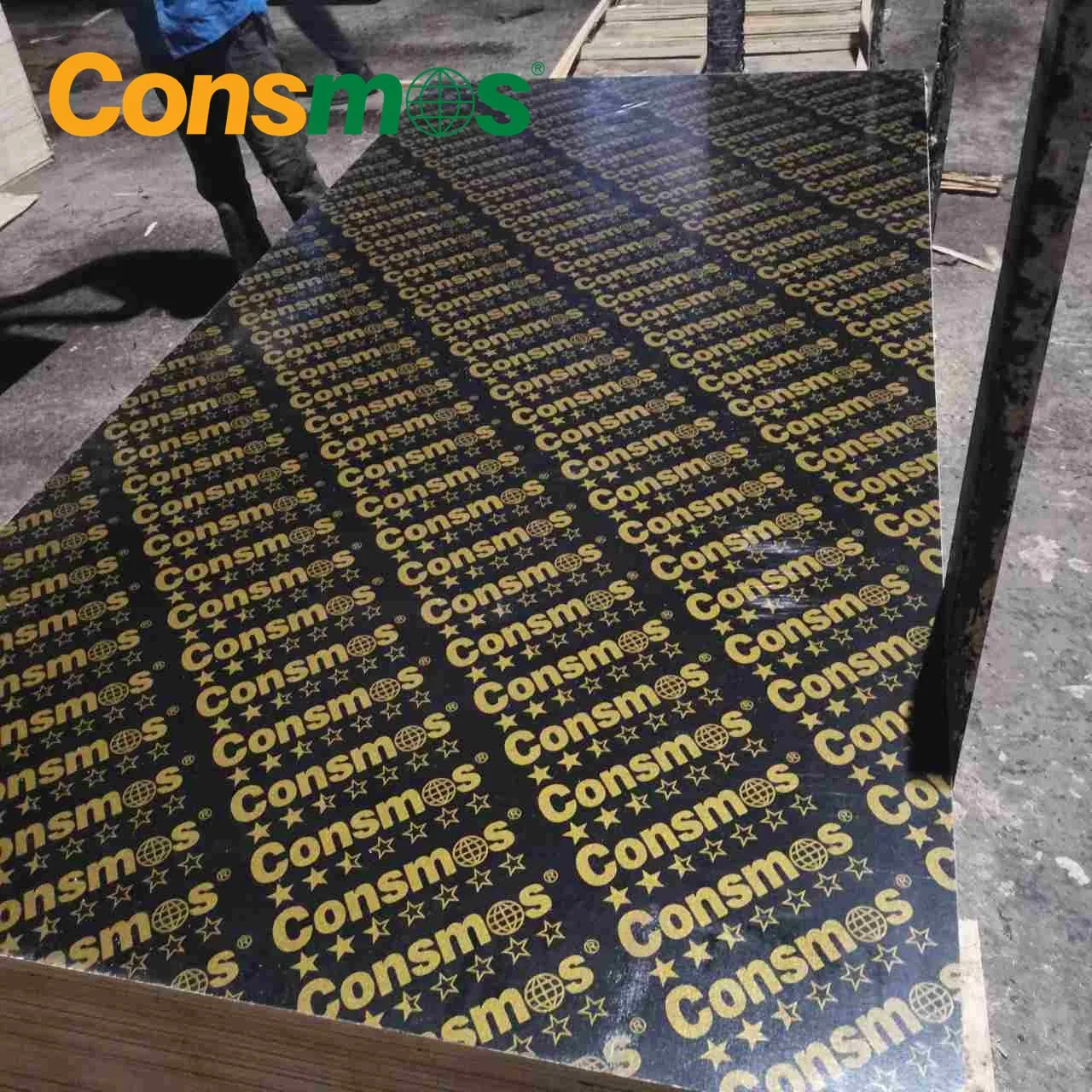 Linyi Consmos Factory Construction Plywood 18mm Film Faced Plywood