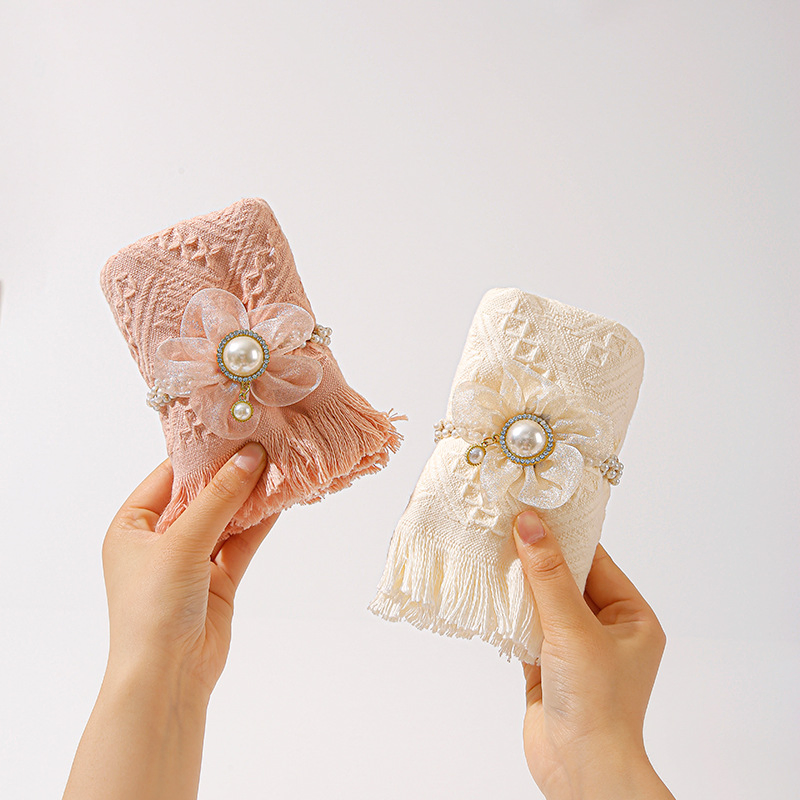 Elegant Self-Care Set Candle Silk Eye Mask Towel Gift Box