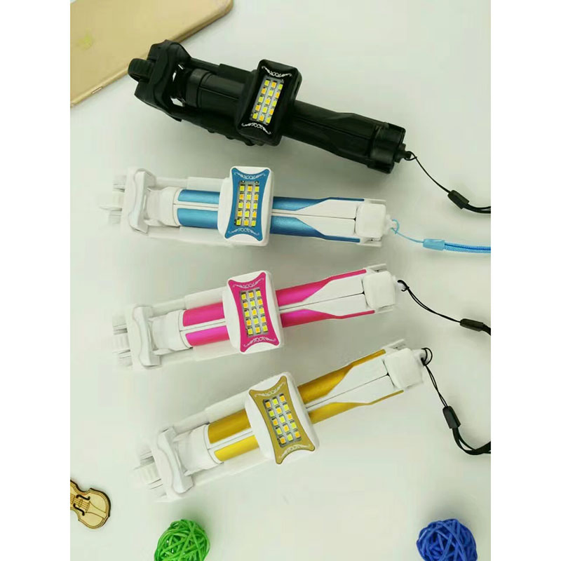Монопод для селфи с LED вспышкой