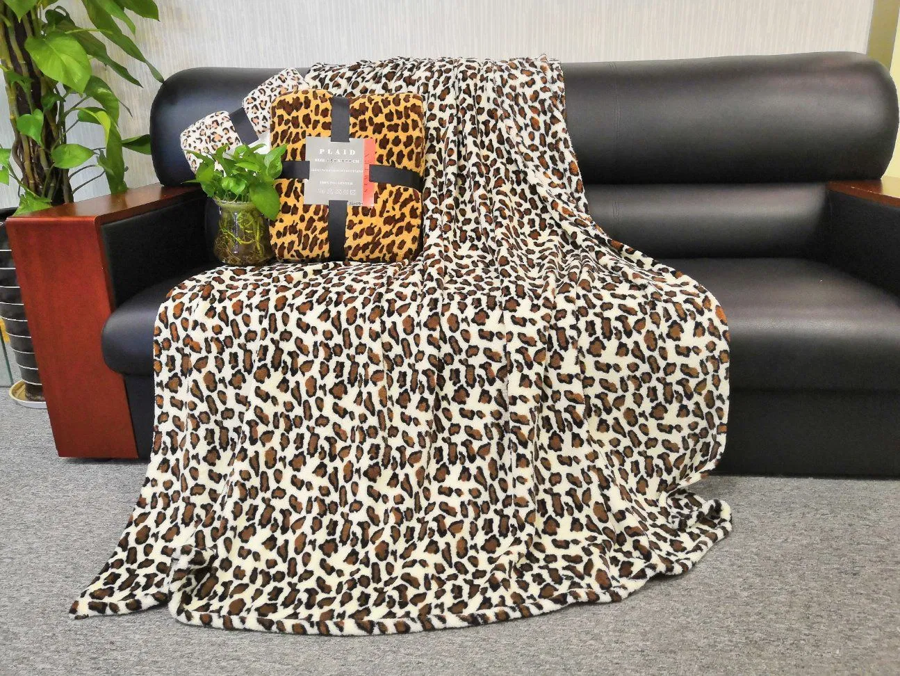 Hot Sell Print Coral Fleece Blanket Ultra Soft Plush Bed Blankets
