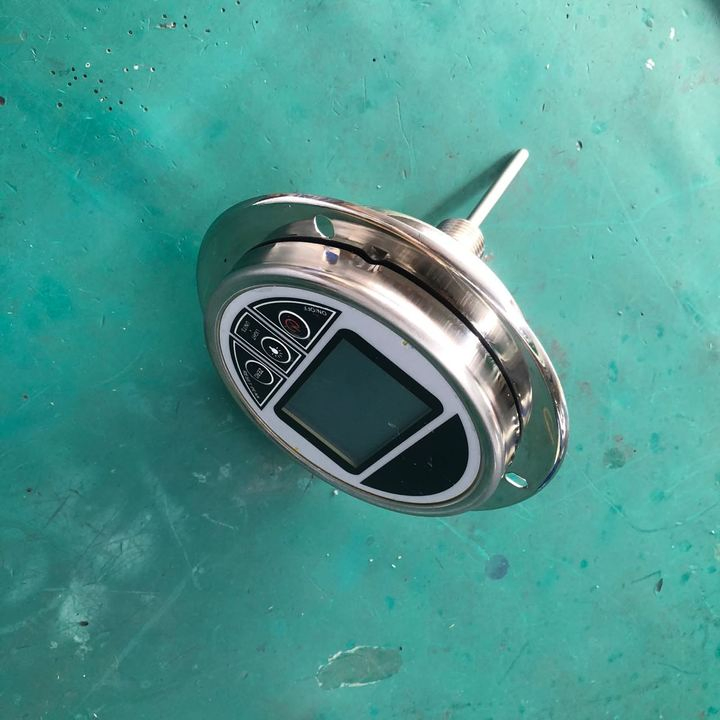 High Accuracy LCD Digital Display Water Oil Temperature Guage