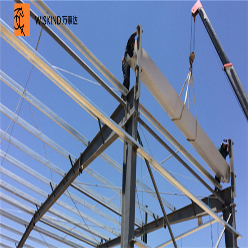 SGS Prefabricated Steel Structure Building Warehouse with Steel Beam